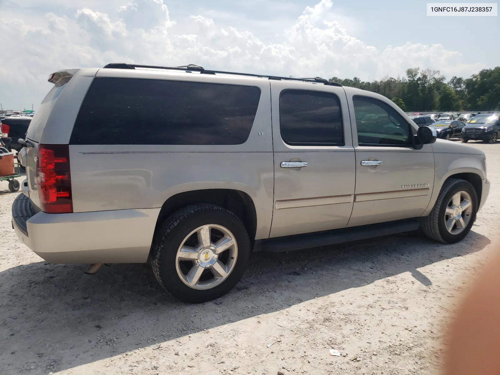 1GNFC16J87J238357 2007 Chevrolet Suburban C1500