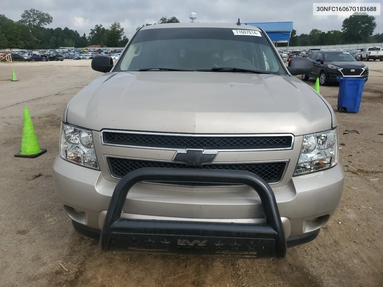 2007 Chevrolet Suburban C1500 VIN: 3GNFC16067G183688 Lot: 71607014