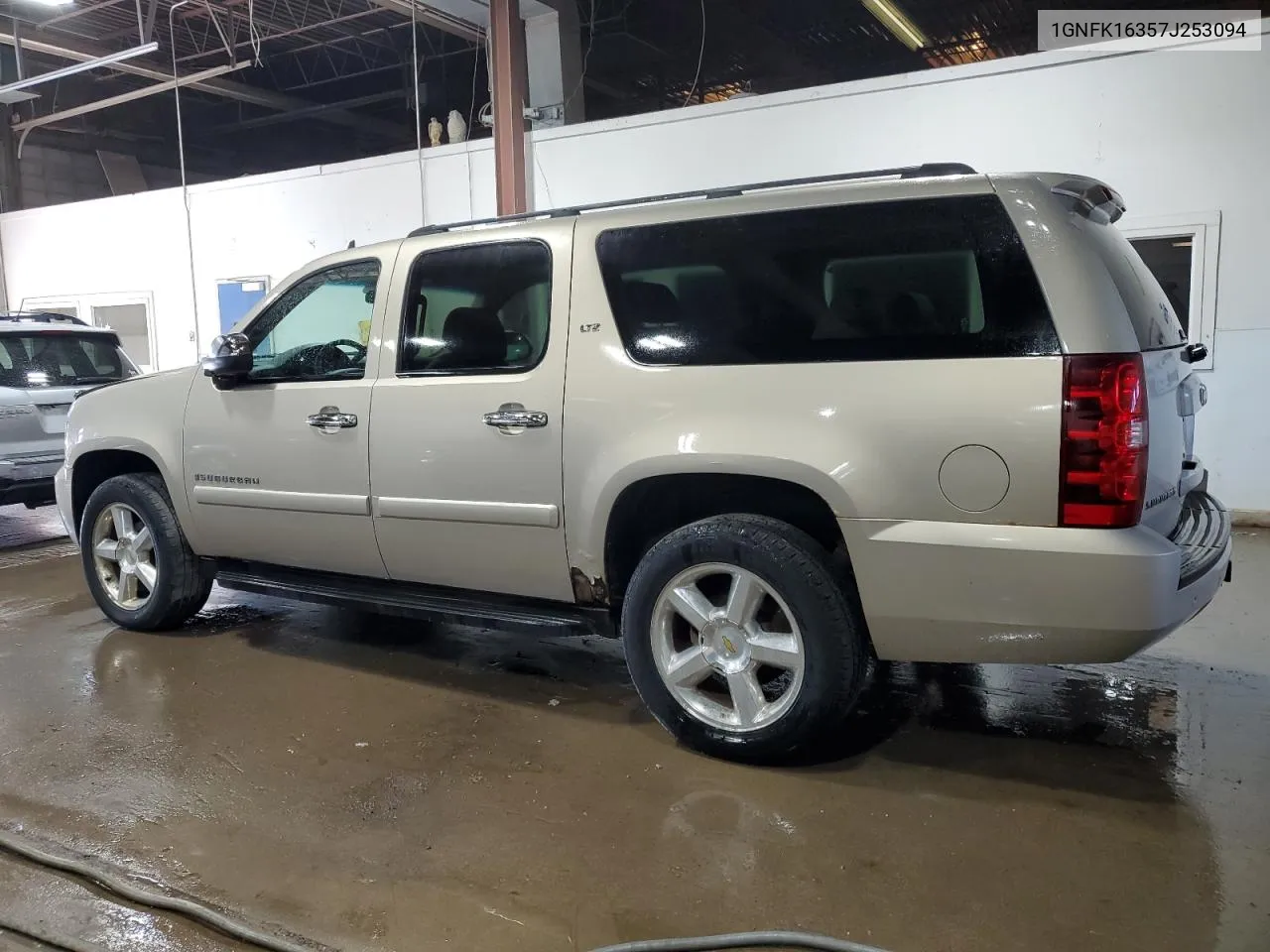 2007 Chevrolet Suburban K1500 VIN: 1GNFK16357J253094 Lot: 72836804