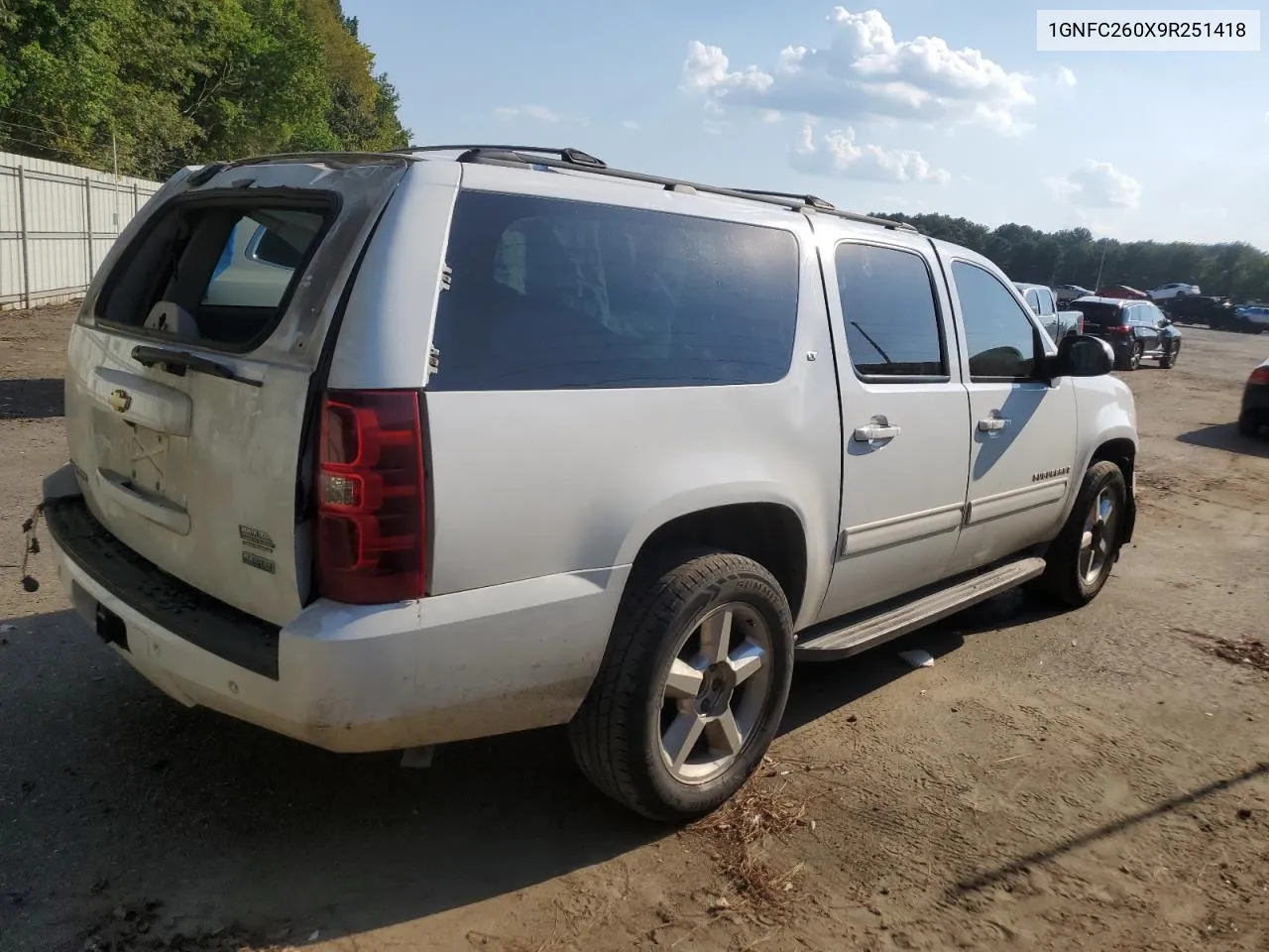 2009 Chevrolet Suburban C1500 Lt VIN: 1GNFC260X9R251418 Lot: 72032294