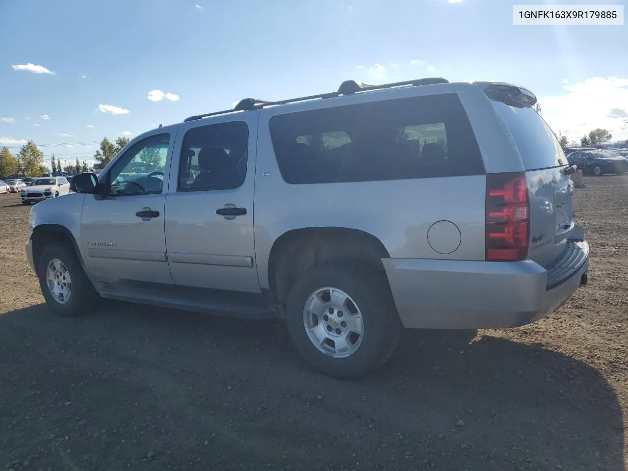 2009 Chevrolet Suburban K1500 Ls VIN: 1GNFK163X9R179885 Lot: 73227284