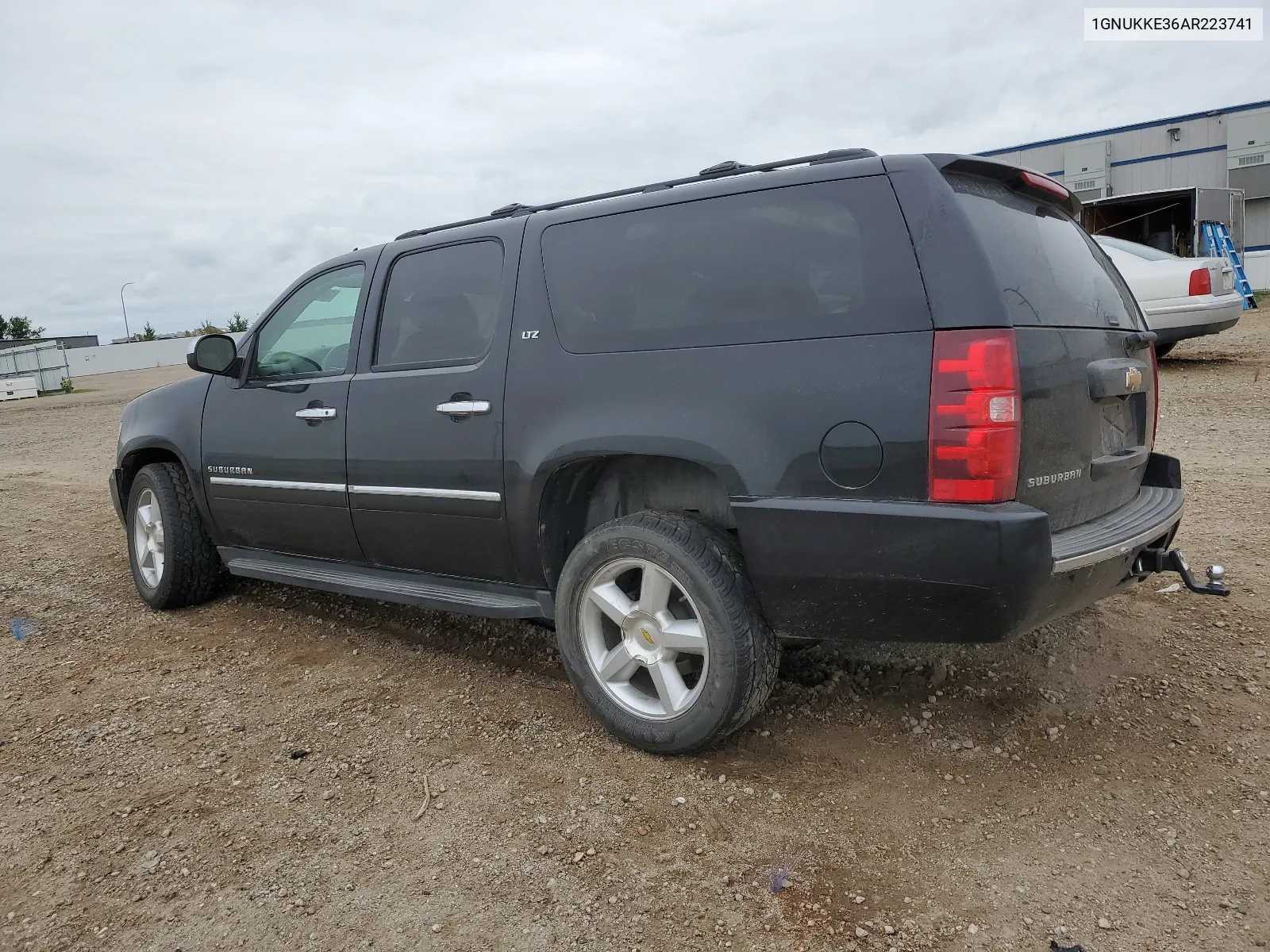 1GNUKKE36AR223741 2010 Chevrolet Suburban K1500 Ltz