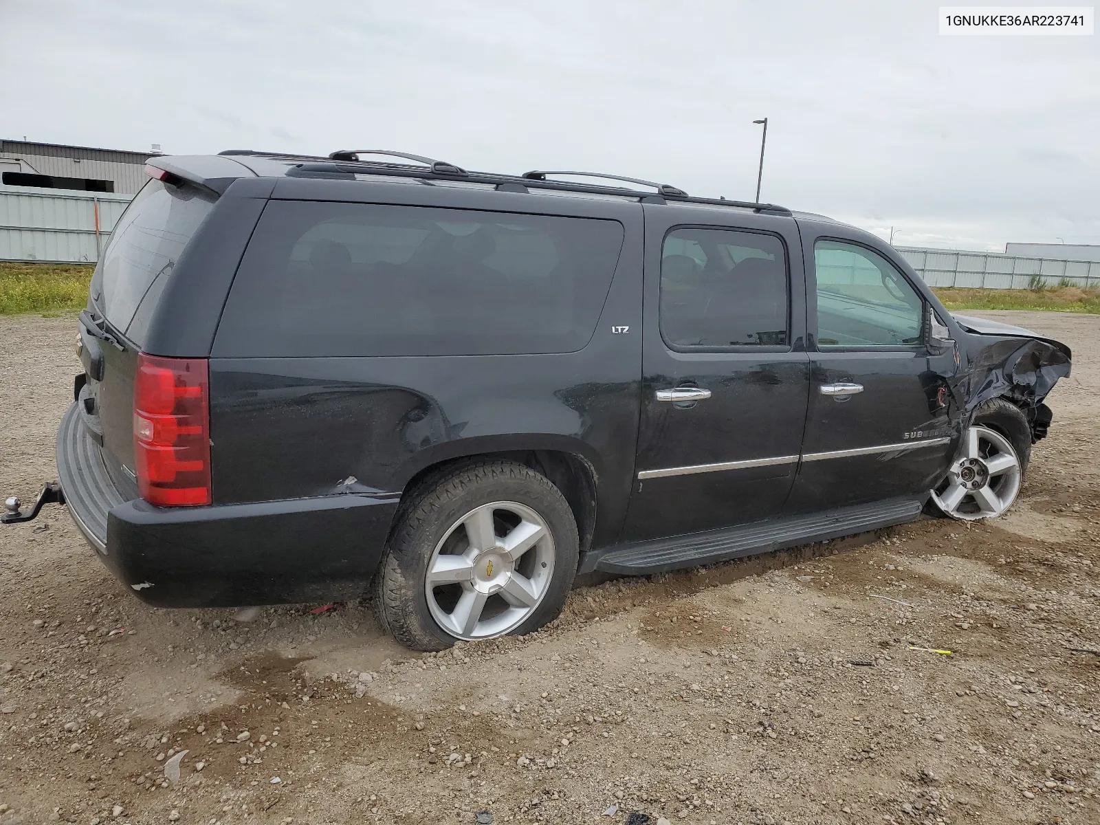 1GNUKKE36AR223741 2010 Chevrolet Suburban K1500 Ltz