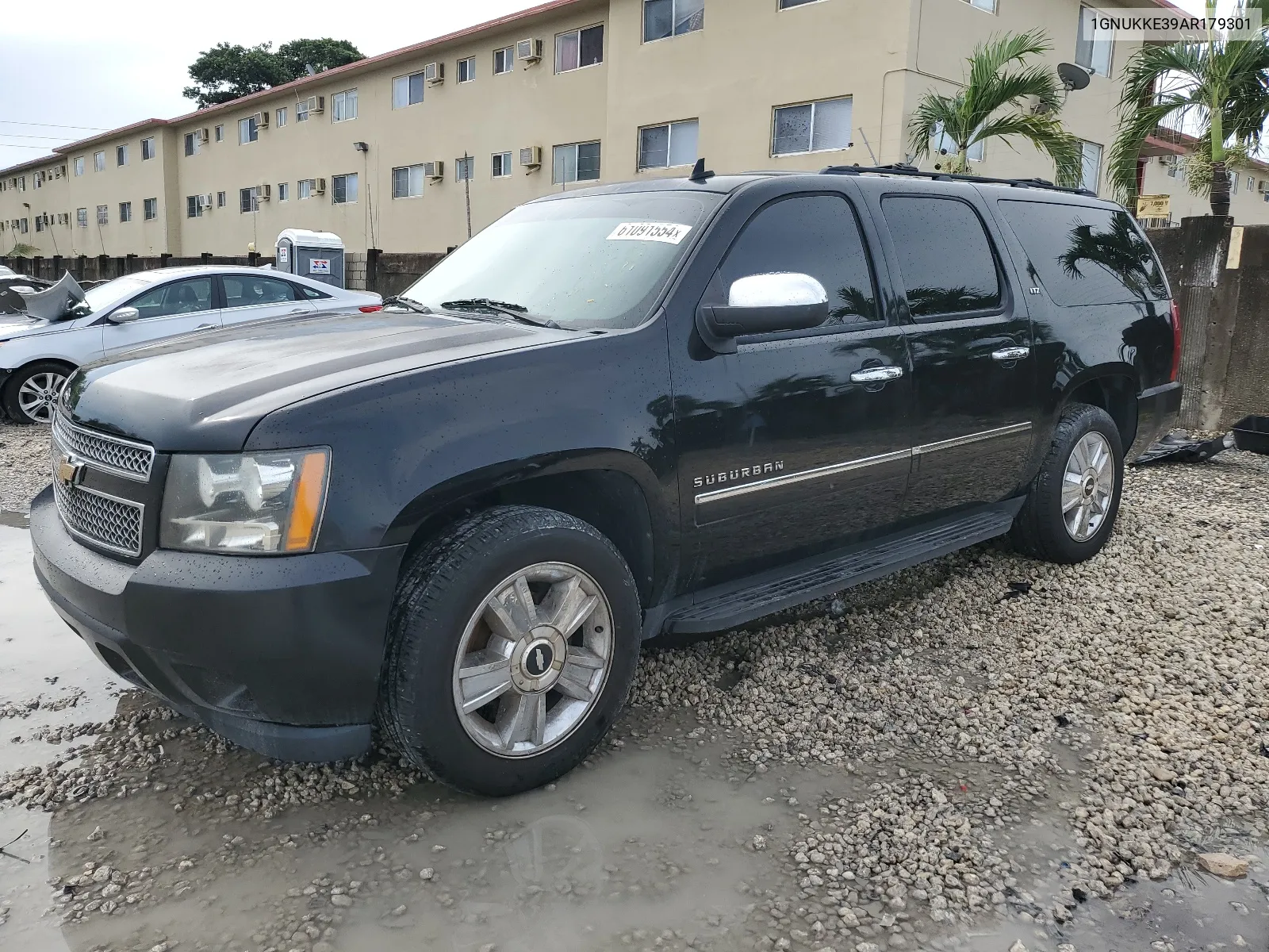 2010 Chevrolet Suburban K1500 Ltz VIN: 1GNUKKE39AR179301 Lot: 61091554