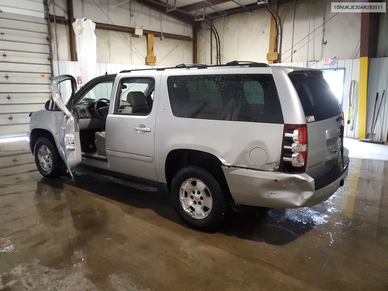 2010 Chevrolet Suburban K1500 Lt VIN: 1GNUKJE30AR283511 Lot: 62102584