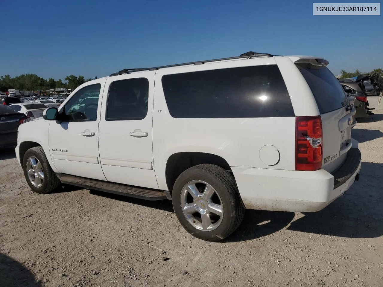 1GNUKJE33AR187114 2010 Chevrolet Suburban K1500 Lt