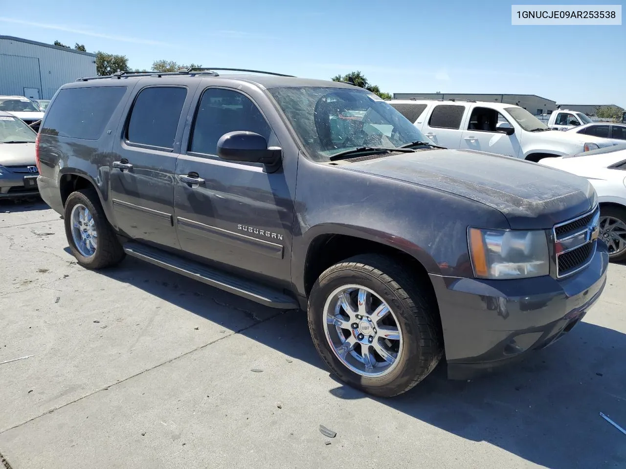 2010 Chevrolet Suburban C1500 Lt VIN: 1GNUCJE09AR253538 Lot: 70536284