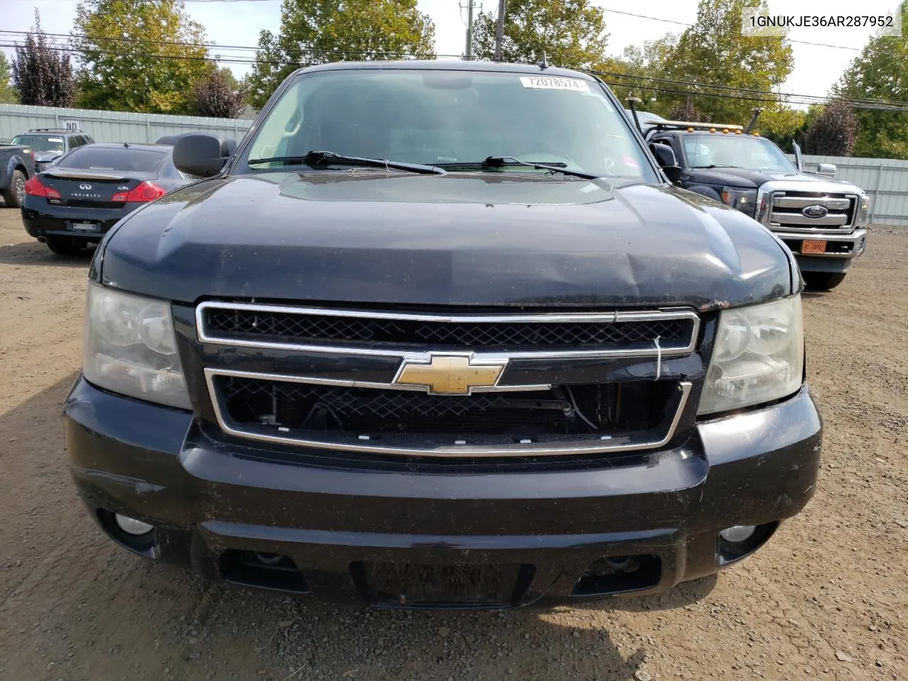 1GNUKJE36AR287952 2010 Chevrolet Suburban K1500 Lt