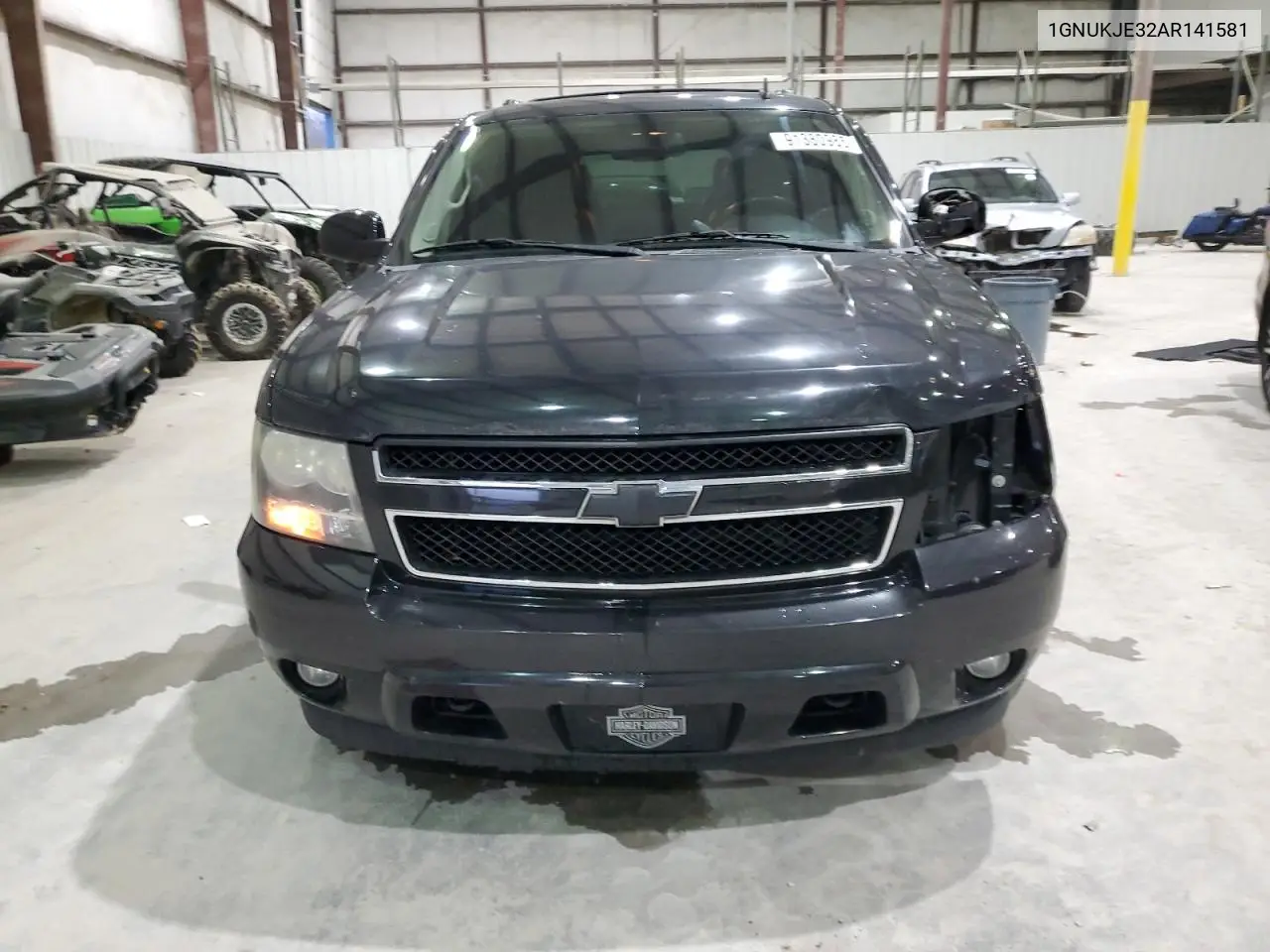1GNUKJE32AR141581 2010 Chevrolet Suburban K1500 Lt