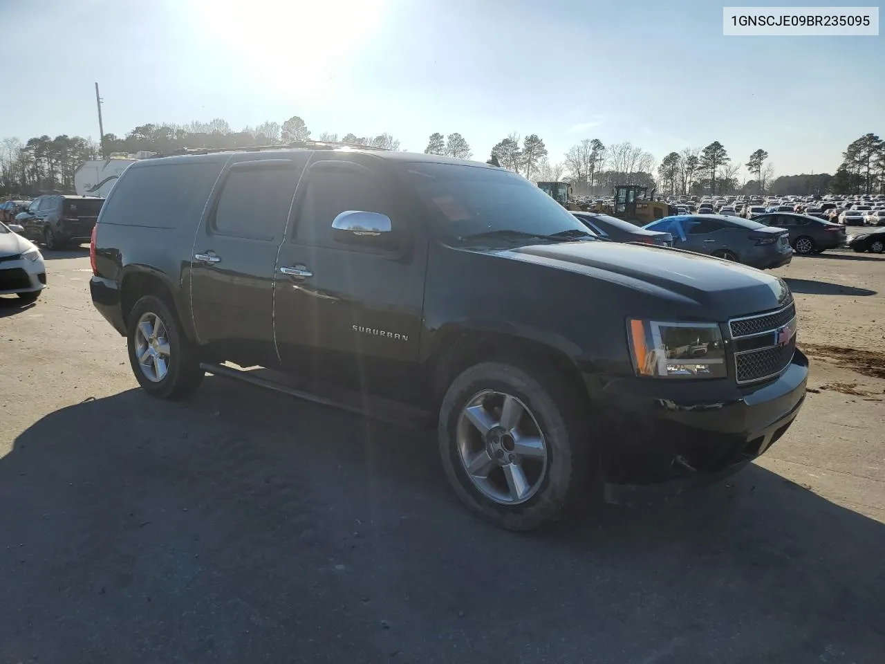 2011 Chevrolet Suburban C1500 Lt VIN: 1GNSCJE09BR235095 Lot: 39786964