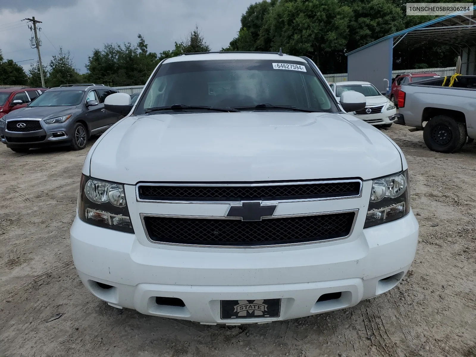 2011 Chevrolet Suburban C1500 Ls VIN: 1GNSCHE05BR306284 Lot: 64627594