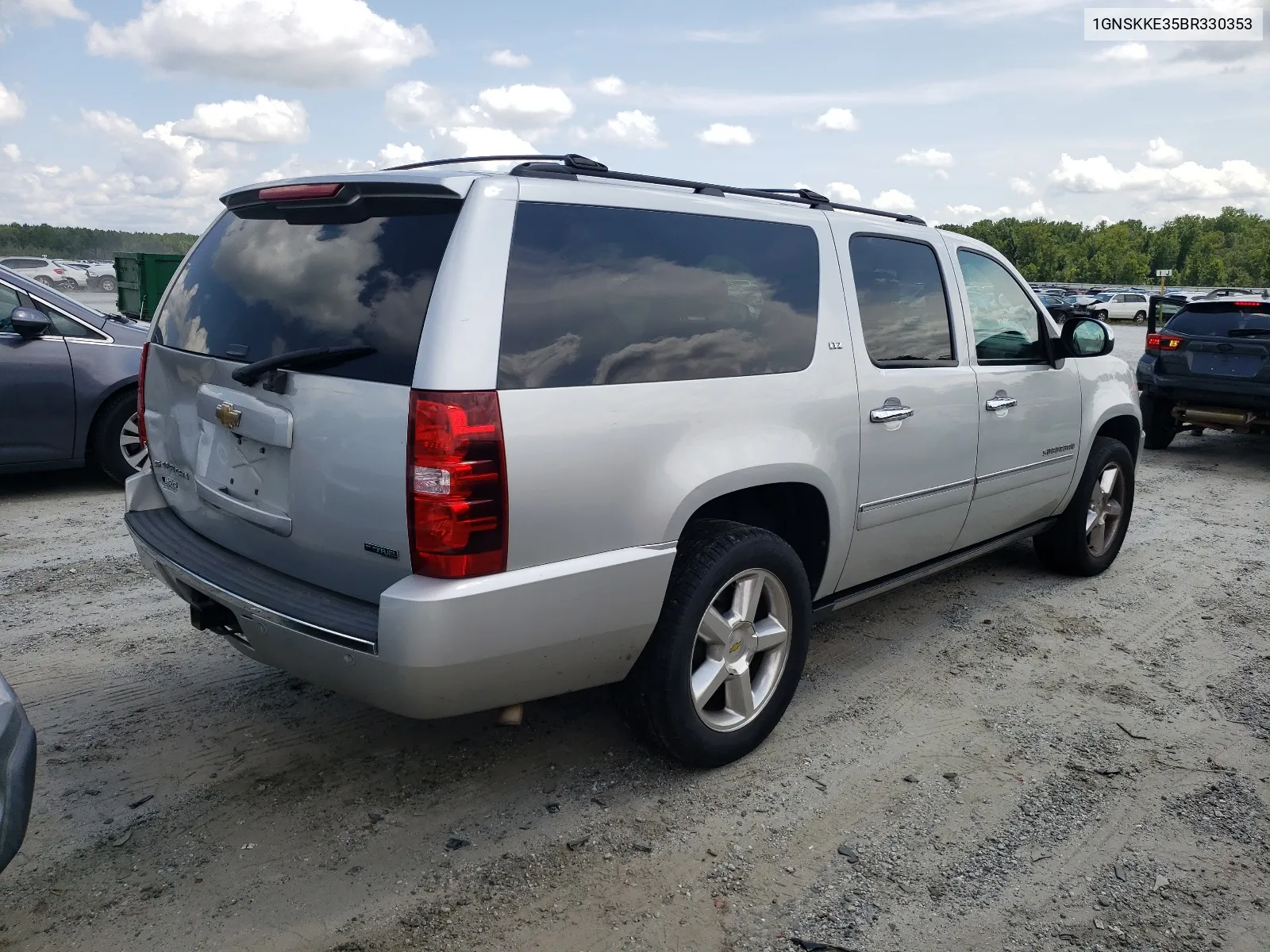 2011 Chevrolet Suburban K1500 Ltz VIN: 1GNSKKE35BR330353 Lot: 64671724