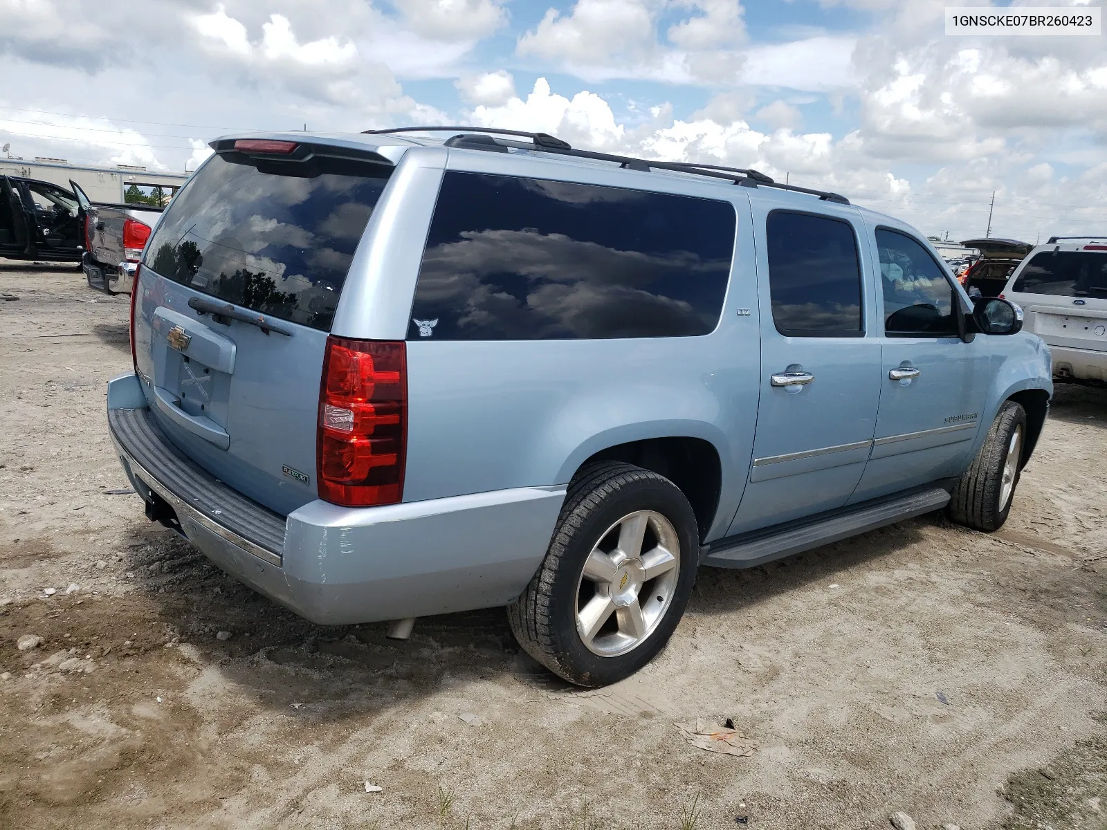 2011 Chevrolet Suburban C1500 Ltz VIN: 1GNSCKE07BR260423 Lot: 64924754