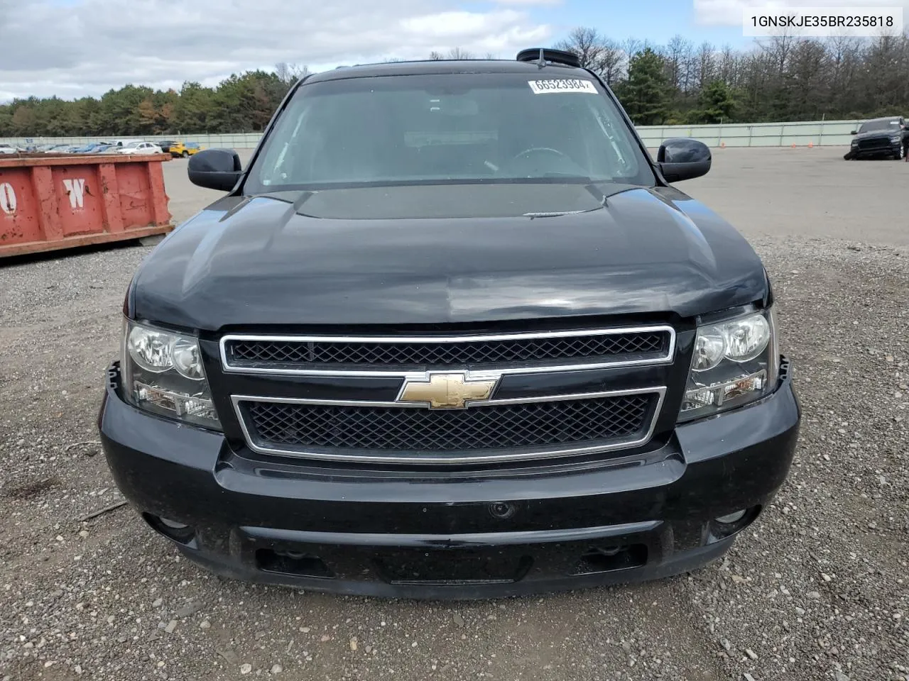 1GNSKJE35BR235818 2011 Chevrolet Suburban K1500 Lt