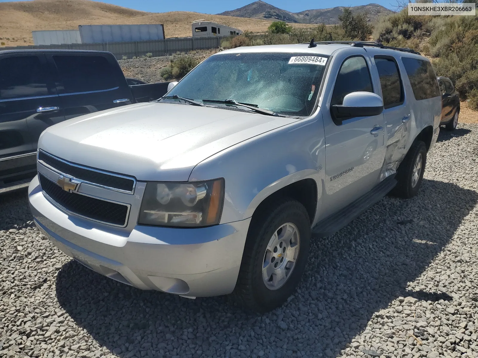 2011 Chevrolet Suburban K1500 Ls VIN: 1GNSKHE3XBR206663 Lot: 66809484