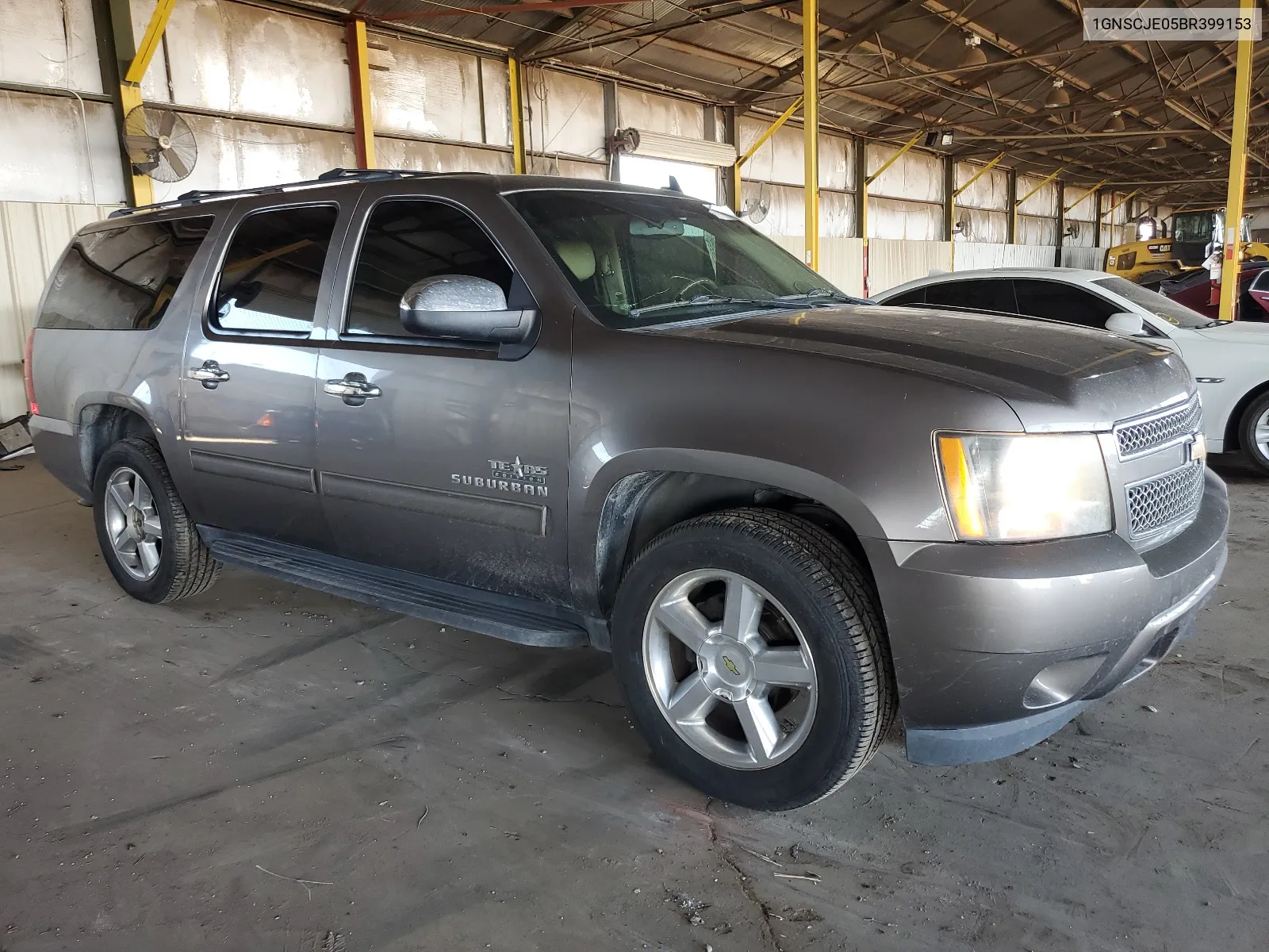 1GNSCJE05BR399153 2011 Chevrolet Suburban C1500 Lt