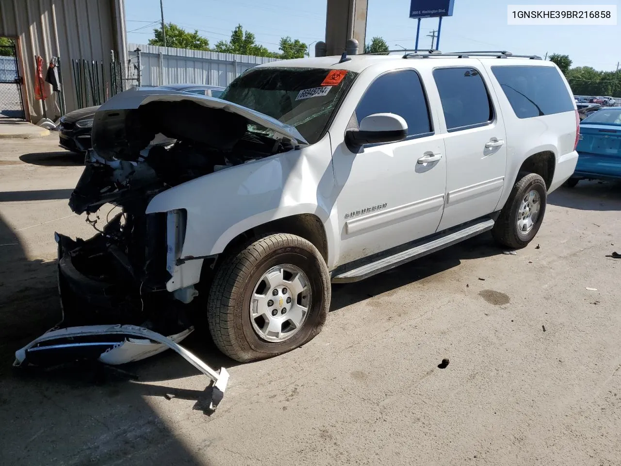 2011 Chevrolet Suburban K1500 Ls VIN: 1GNSKHE39BR216858 Lot: 66945734