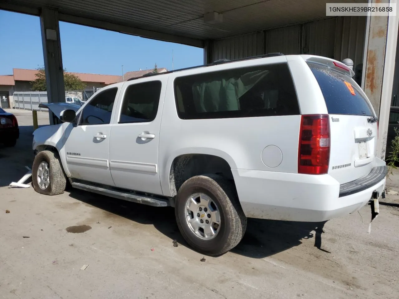 2011 Chevrolet Suburban K1500 Ls VIN: 1GNSKHE39BR216858 Lot: 66945734