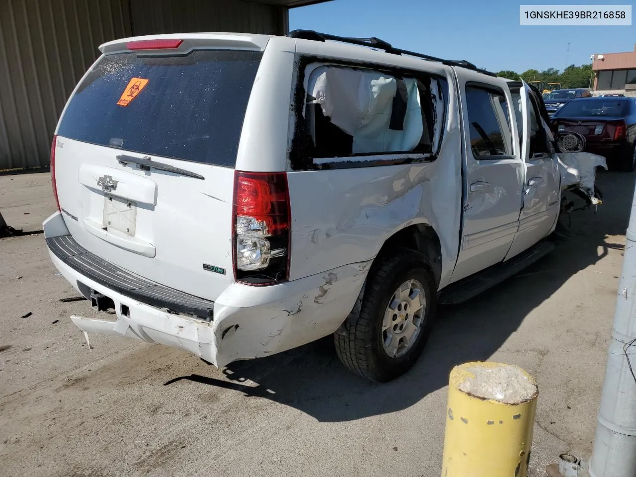 2011 Chevrolet Suburban K1500 Ls VIN: 1GNSKHE39BR216858 Lot: 66945734