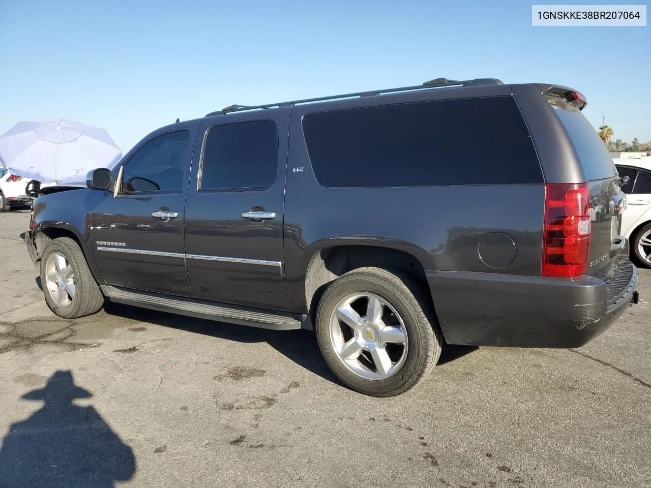 1GNSKKE38BR207064 2011 Chevrolet Suburban K1500 Ltz