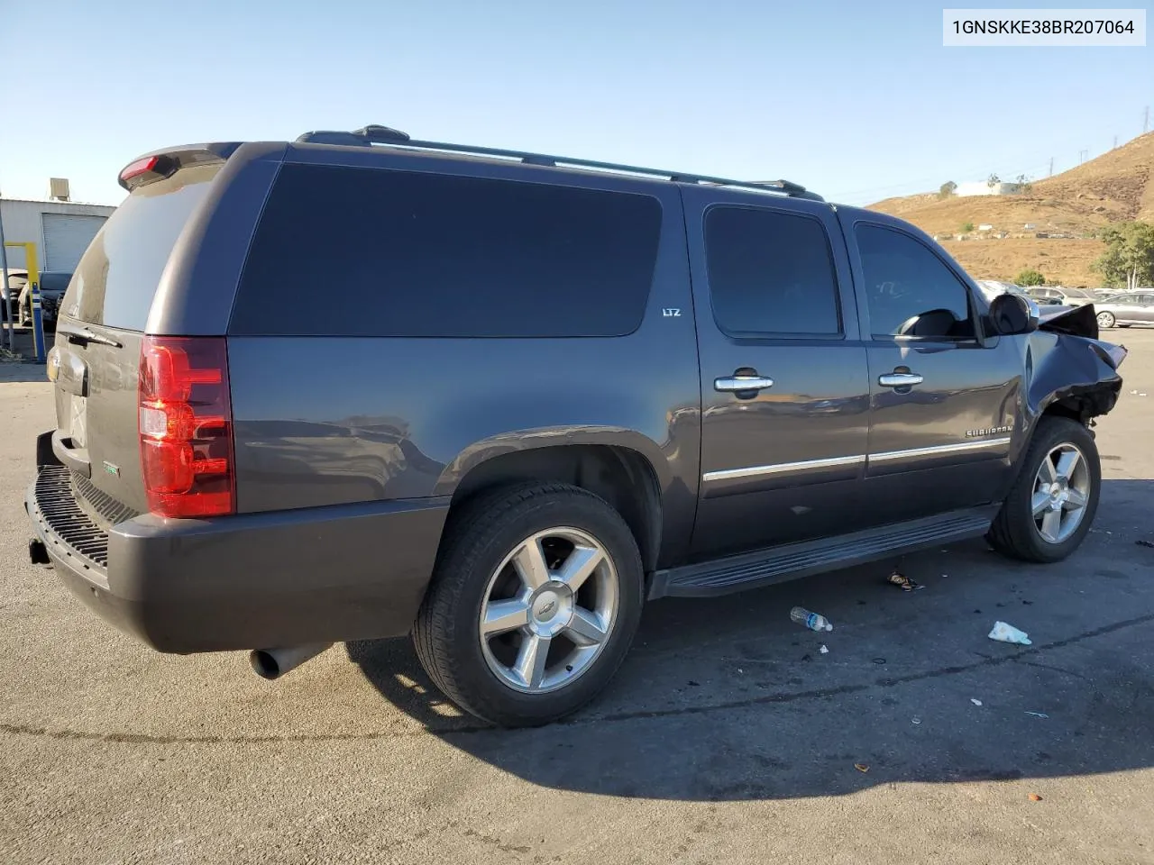 2011 Chevrolet Suburban K1500 Ltz VIN: 1GNSKKE38BR207064 Lot: 70100724