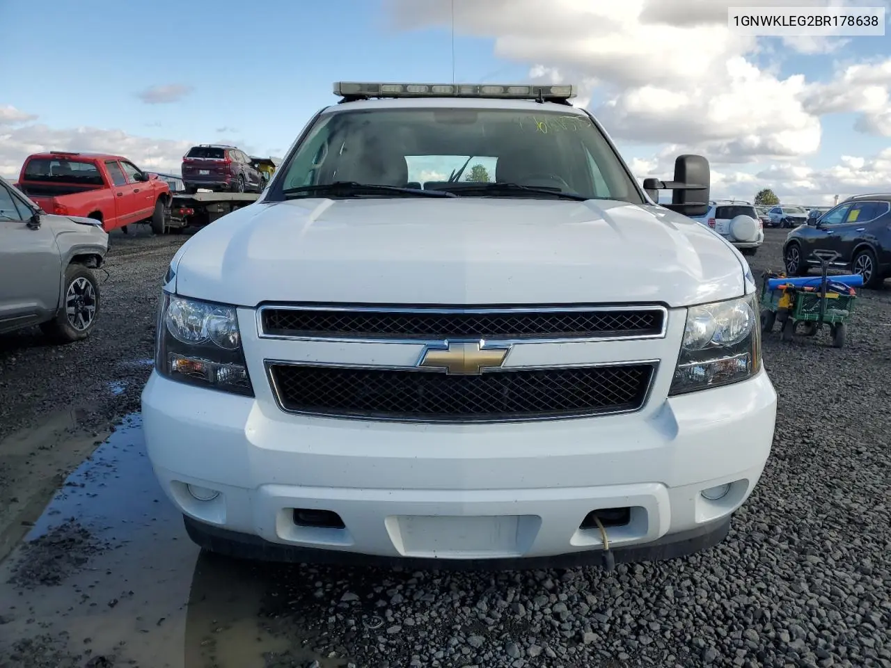 1GNWKLEG2BR178638 2011 Chevrolet Suburban K2500 Ls
