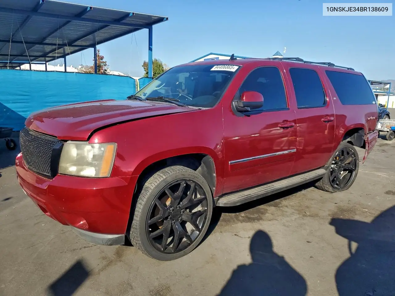1GNSKJE34BR138609 2011 Chevrolet Suburban K1500 Lt