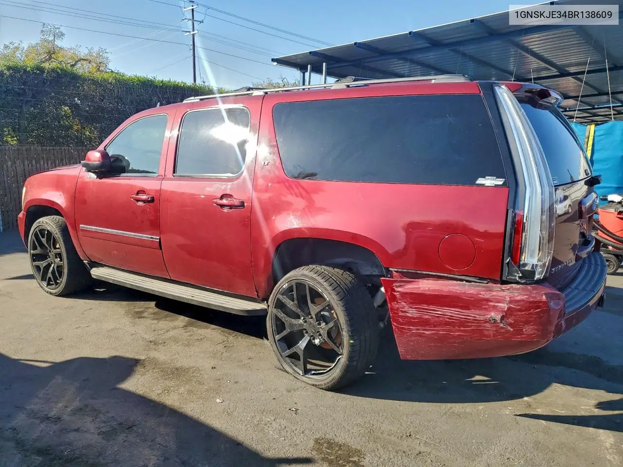 1GNSKJE34BR138609 2011 Chevrolet Suburban K1500 Lt