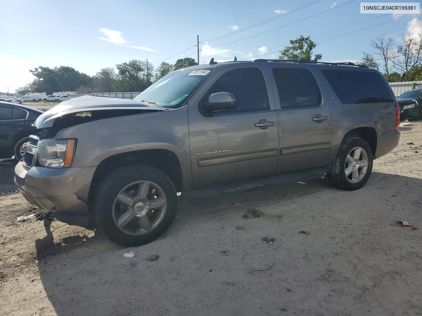 1GNSCJE04CR195381 2012 Chevrolet Suburban C1500 Lt