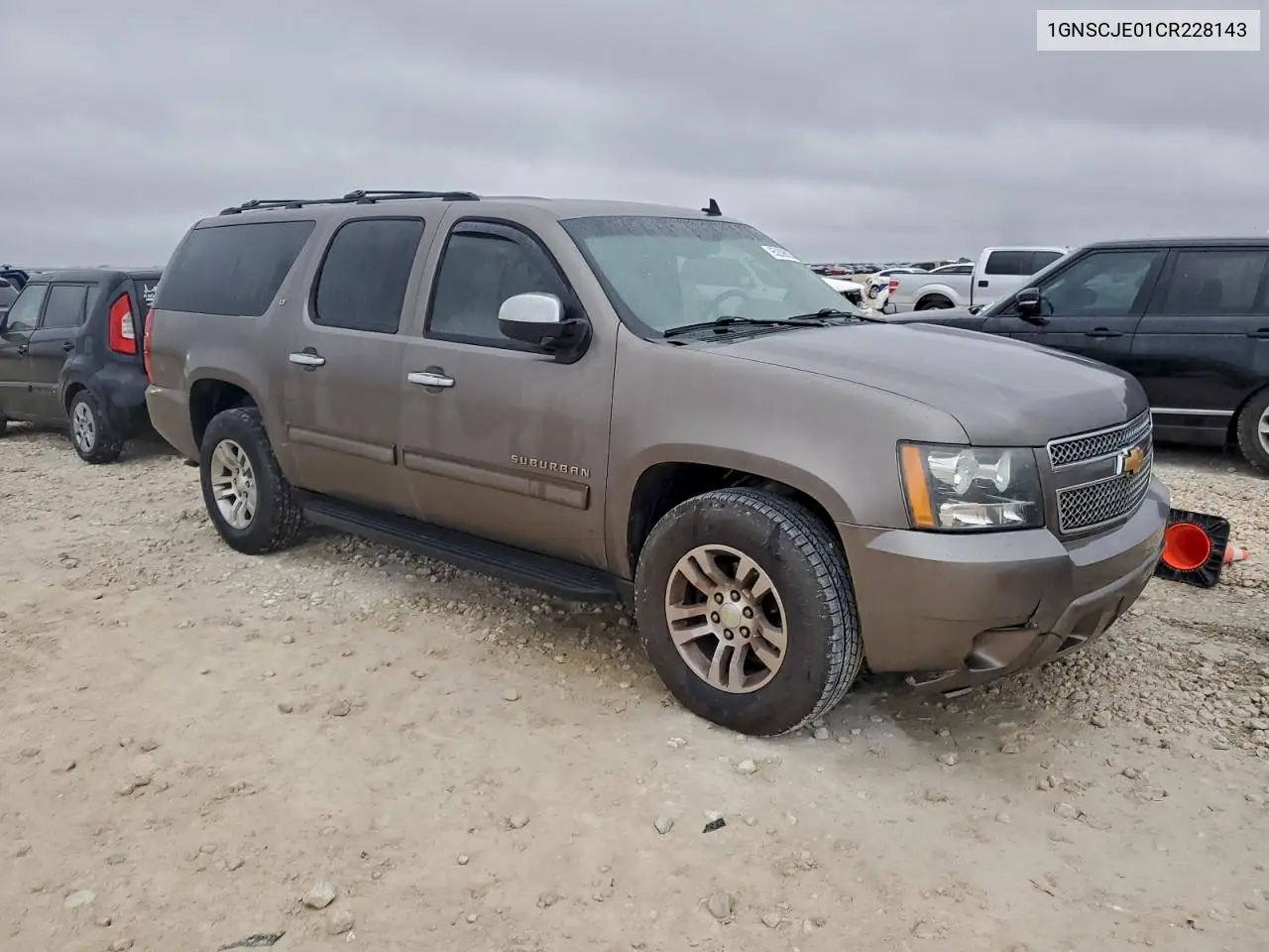 1GNSCJE01CR228143 2012 Chevrolet Suburban C1500 Lt