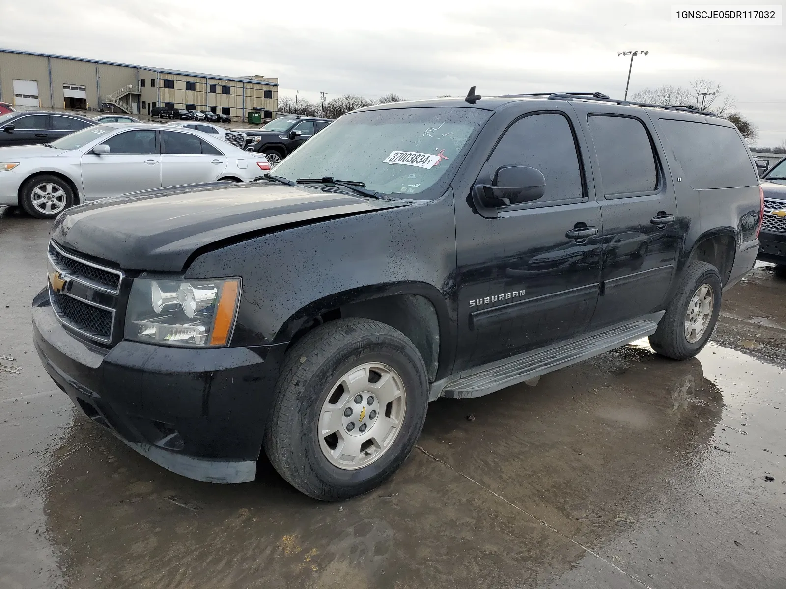 2013 Chevrolet Suburban C1500 Lt VIN: 1GNSCJE05DR117032 Lot: 37003834