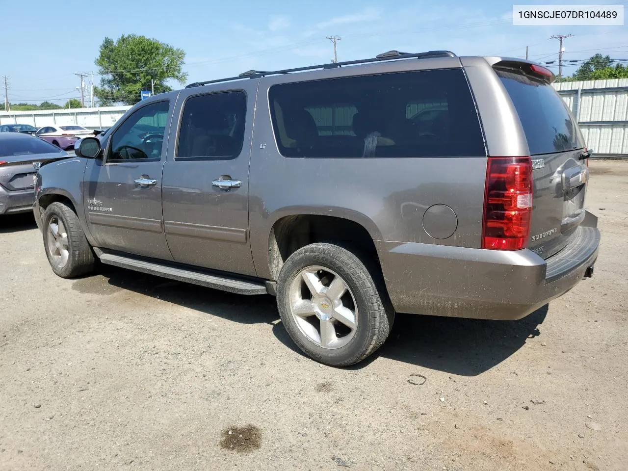 1GNSCJE07DR104489 2013 Chevrolet Suburban C1500 Lt