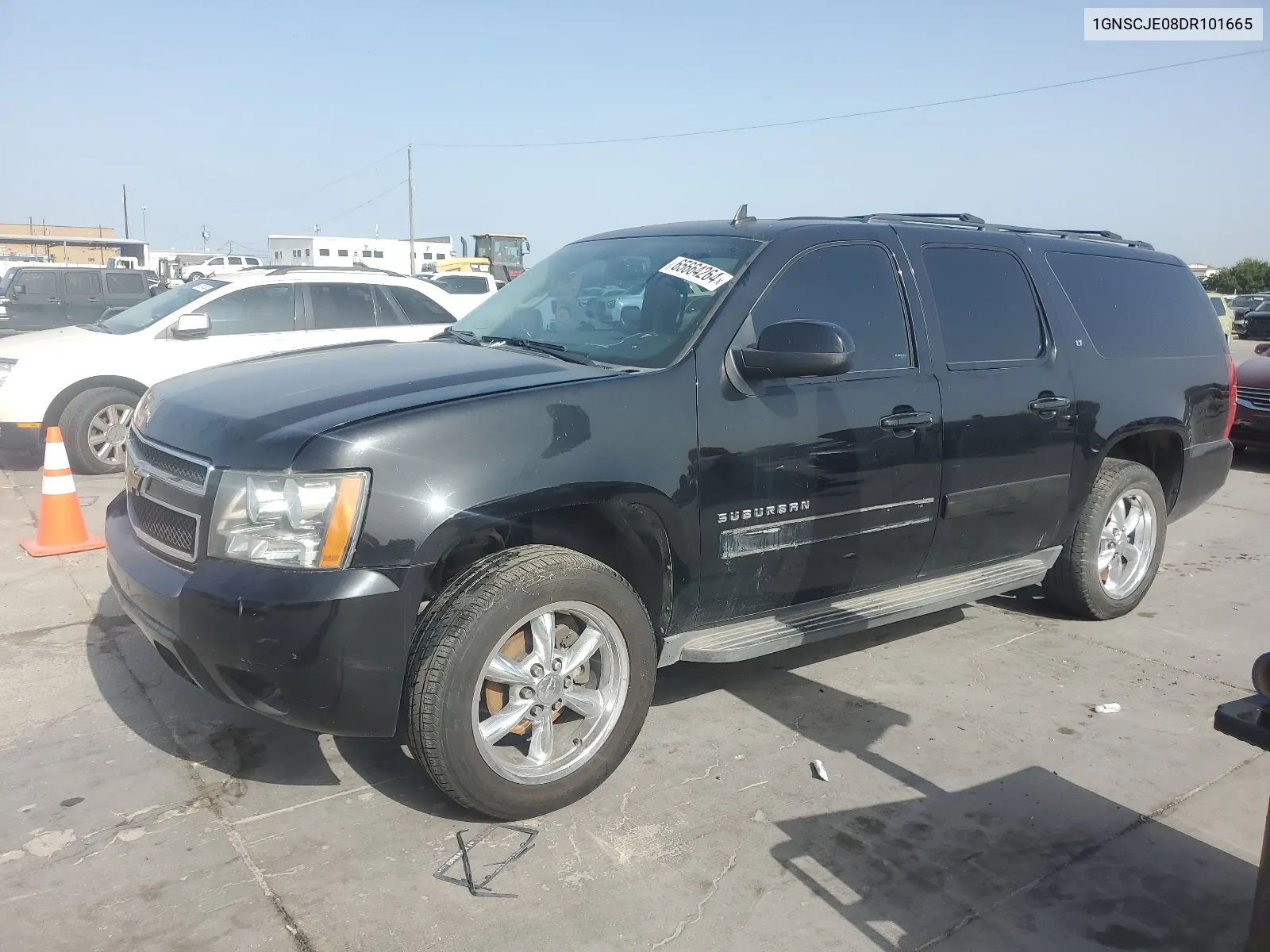 2013 Chevrolet Suburban C1500 Lt VIN: 1GNSCJE08DR101665 Lot: 65664264