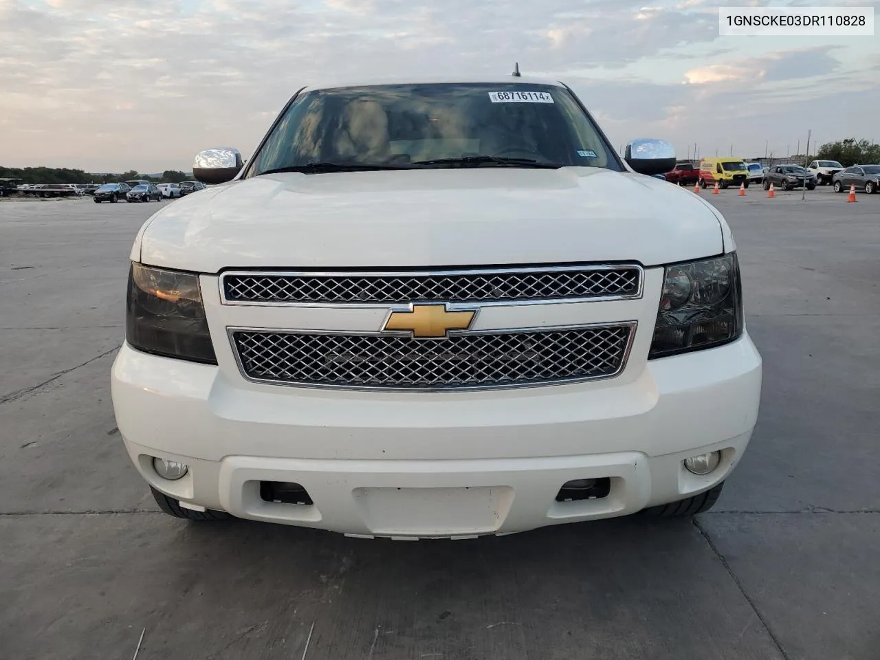 1GNSCKE03DR110828 2013 Chevrolet Suburban C1500 Ltz