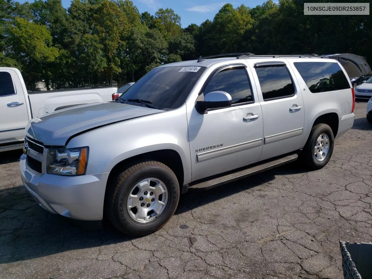 2013 Chevrolet Suburban C1500 Lt VIN: 1GNSCJE09DR253857 Lot: 70225474