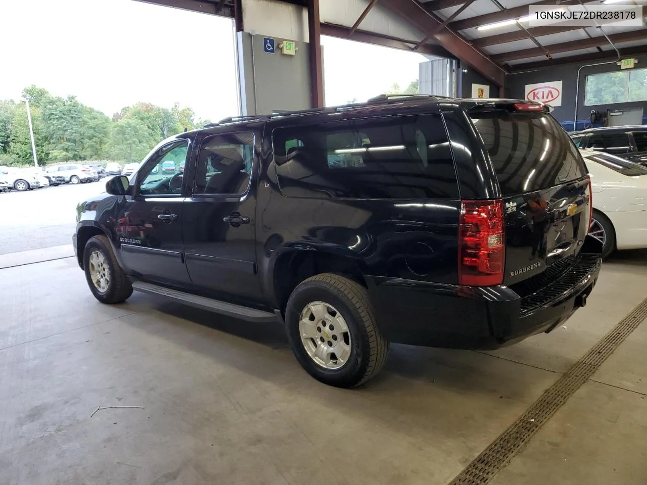 2013 Chevrolet Suburban K1500 Lt VIN: 1GNSKJE72DR238178 Lot: 73317964