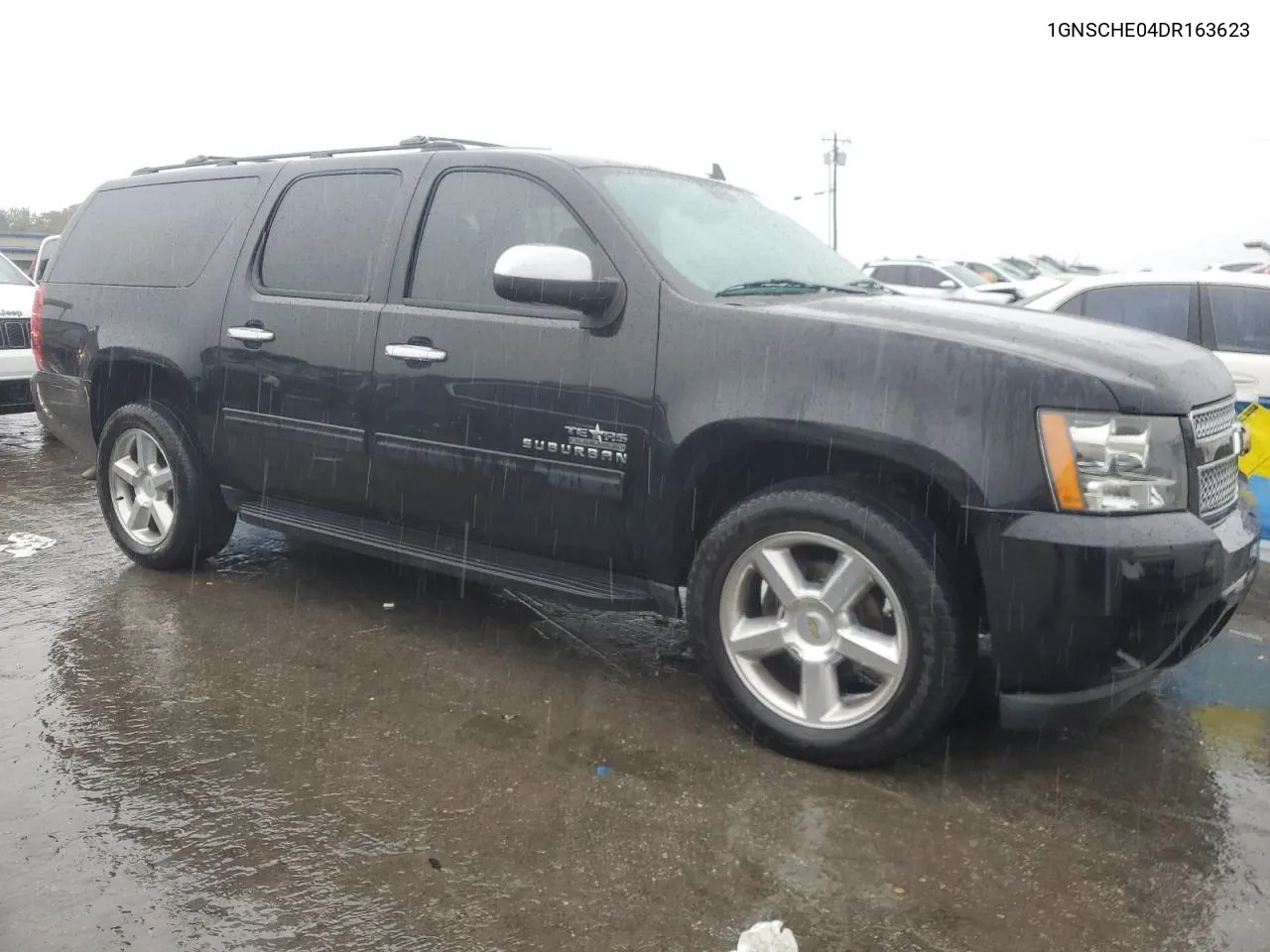 2013 Chevrolet Suburban C1500 Ls VIN: 1GNSCHE04DR163623 Lot: 73391624