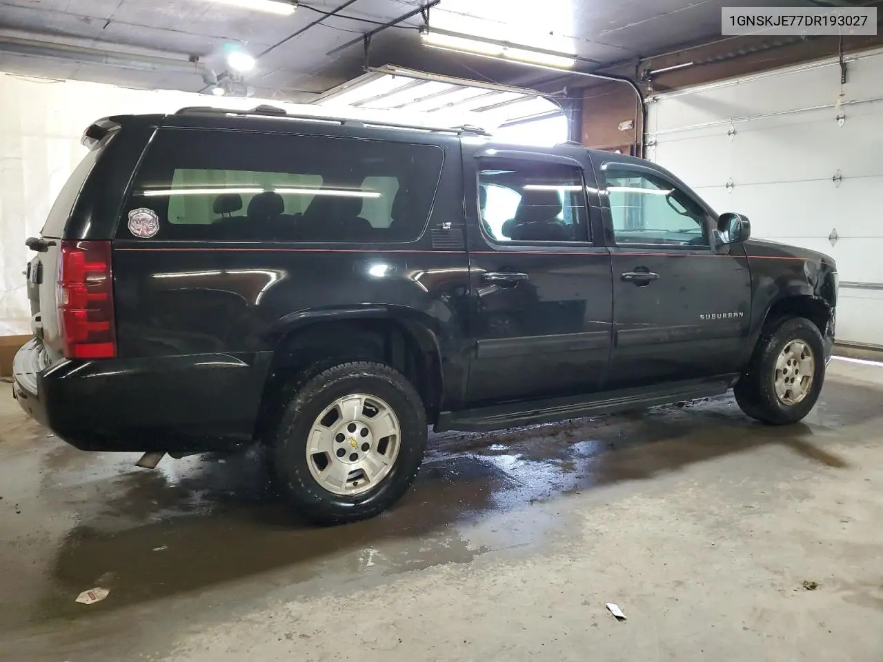 1GNSKJE77DR193027 2013 Chevrolet Suburban K1500 Lt