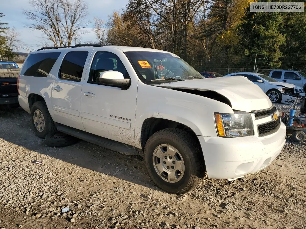 1GNSKHE70DR227706 2013 Chevrolet Suburban K1500 Ls