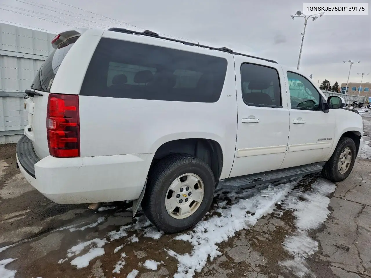 1GNSKJE75DR139175 2013 Chevrolet Suburban K1500 Lt