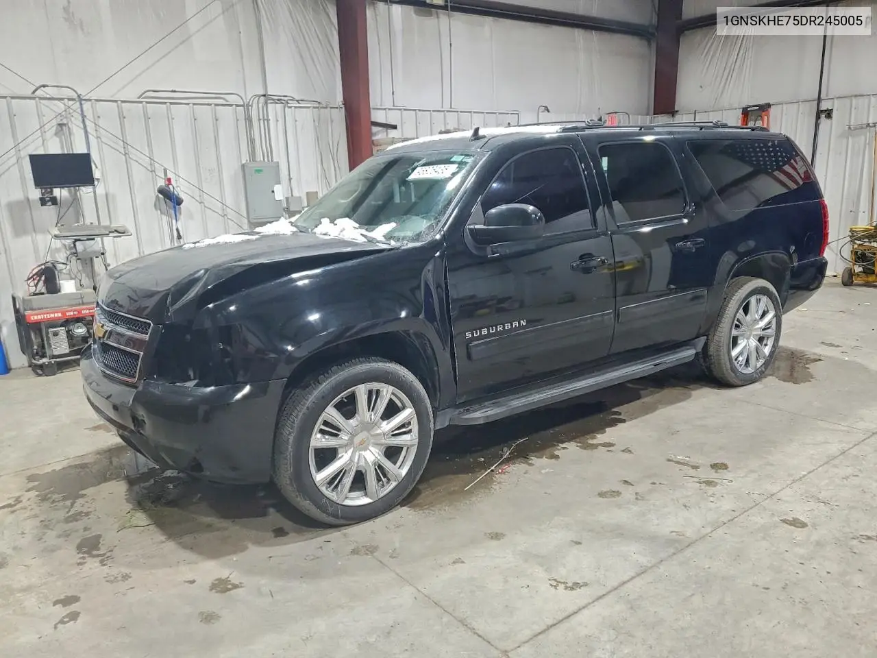 1GNSKHE75DR245005 2013 Chevrolet Suburban K1500 Ls