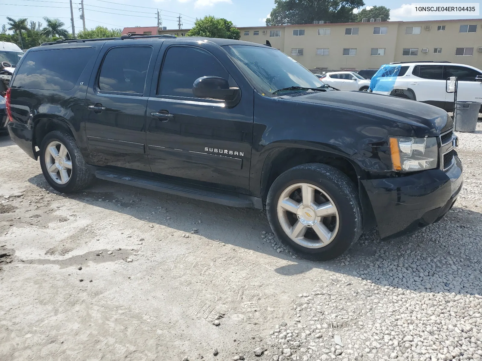 2014 Chevrolet Suburban C1500 Lt VIN: 1GNSCJE04ER104435 Lot: 64025064