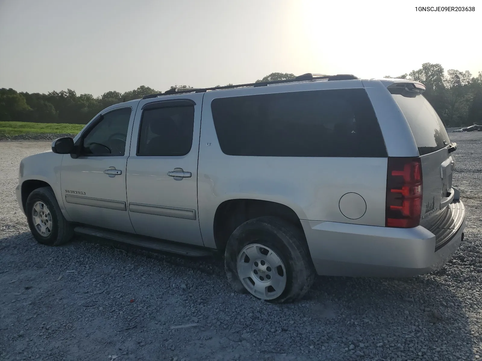 2014 Chevrolet Suburban C1500 Lt VIN: 1GNSCJE09ER203638 Lot: 65910104