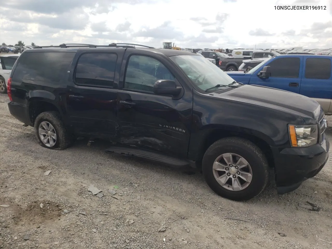 2014 Chevrolet Suburban C1500 Lt VIN: 1GNSCJE0XER196912 Lot: 66380024