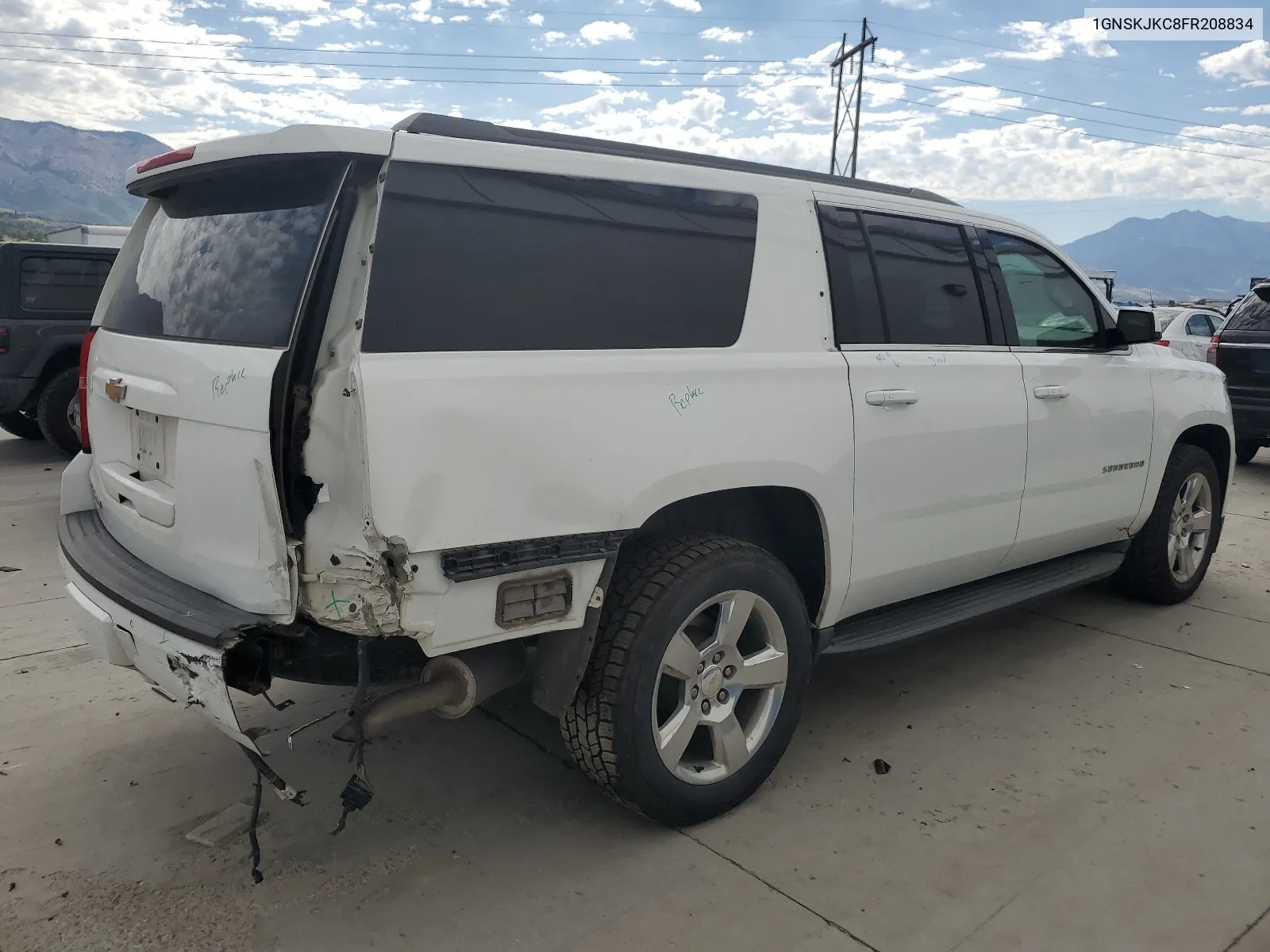 2015 Chevrolet Suburban K1500 Lt VIN: 1GNSKJKC8FR208834 Lot: 65337234