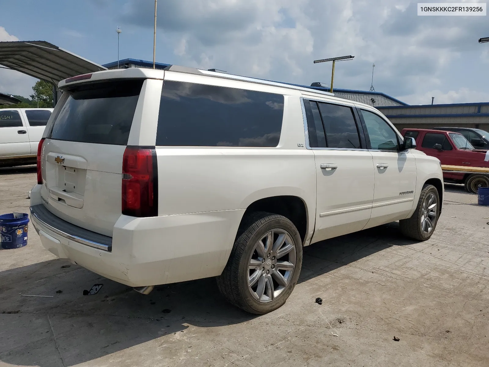 1GNSKKKC2FR139256 2015 Chevrolet Suburban K1500 Ltz