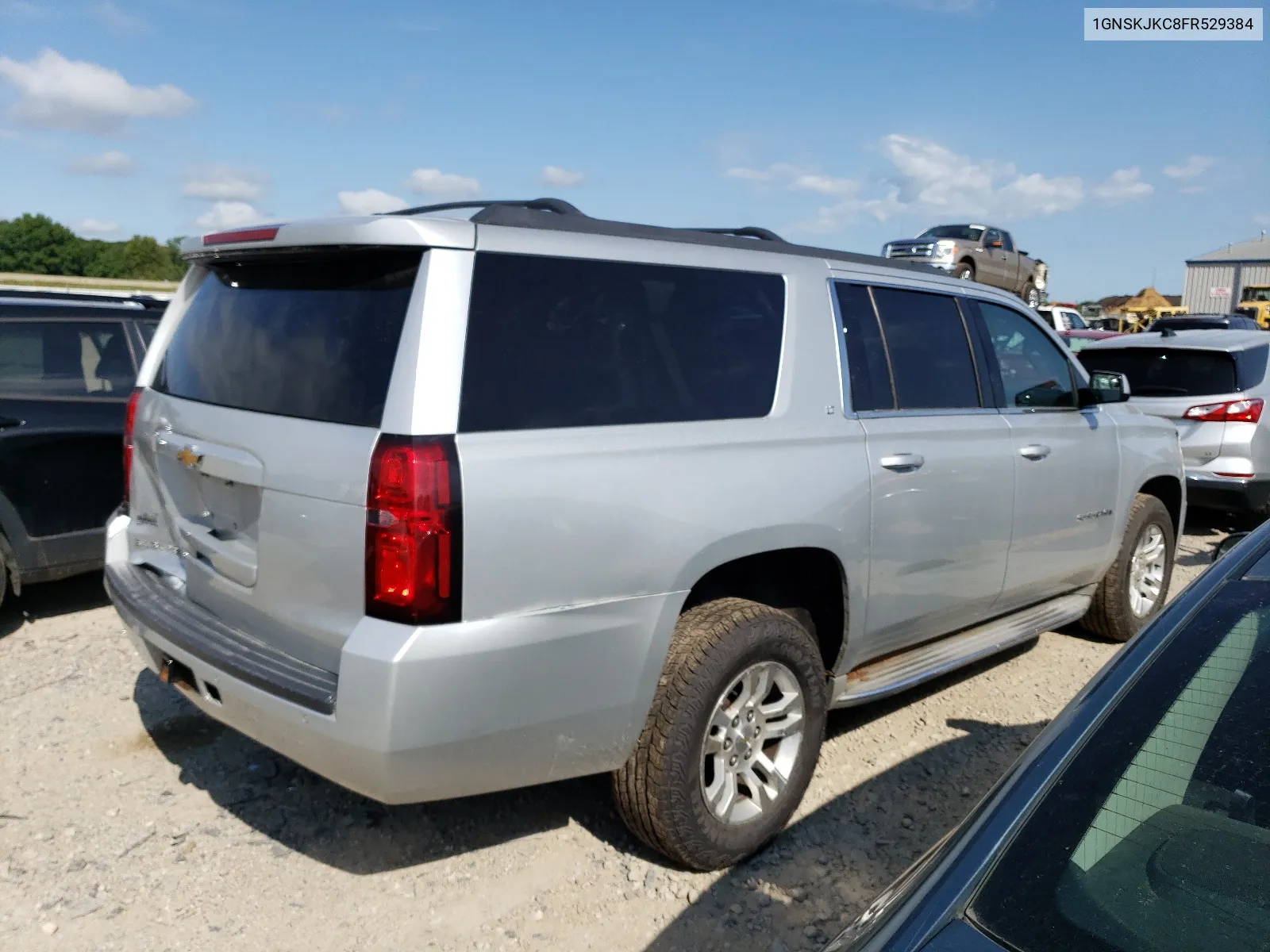 2015 Chevrolet Suburban K1500 Lt VIN: 1GNSKJKC8FR529384 Lot: 66776714