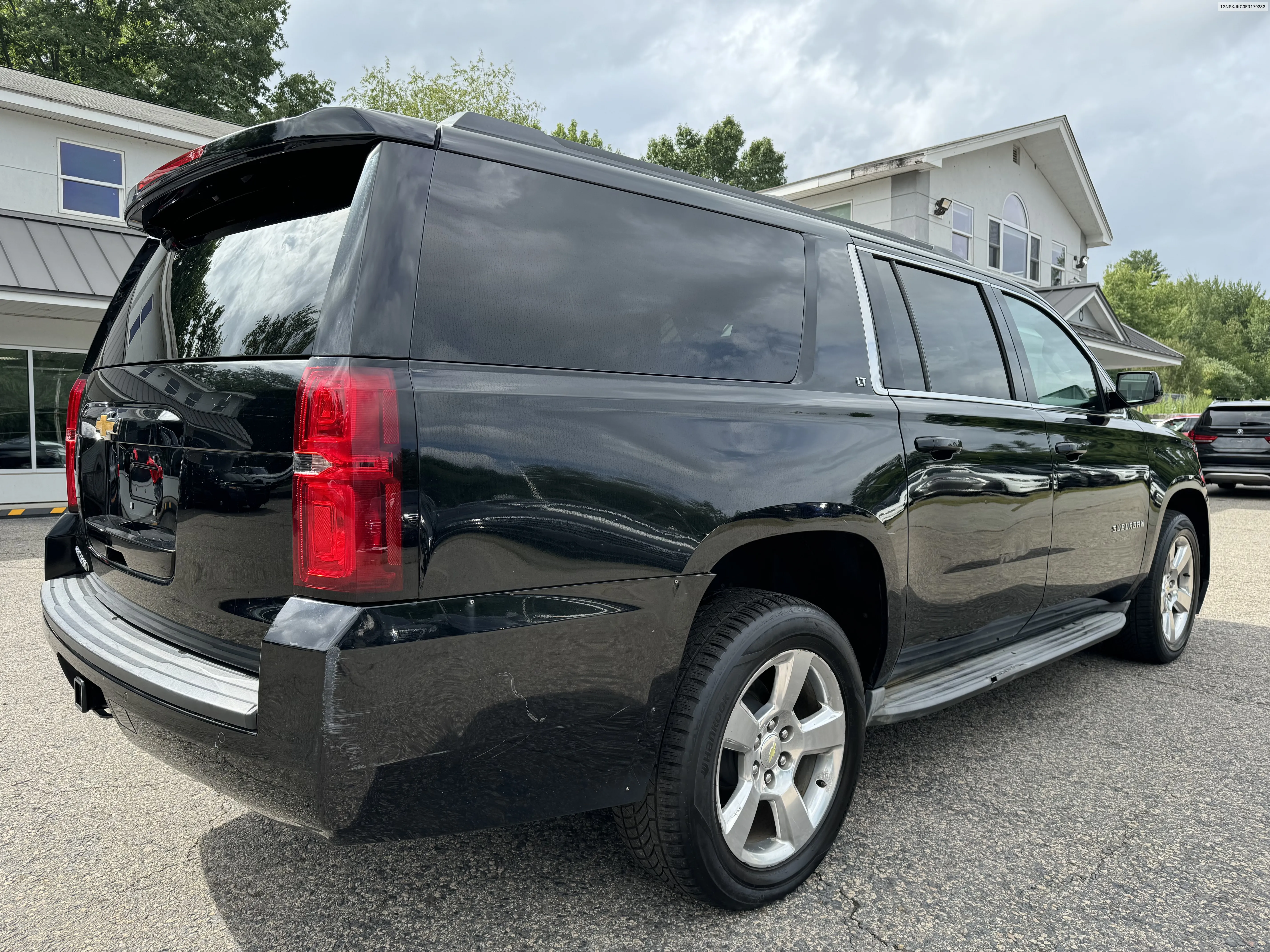 2015 Chevrolet Suburban K1500 Lt VIN: 1GNSKJKC0FR179233 Lot: 67287414