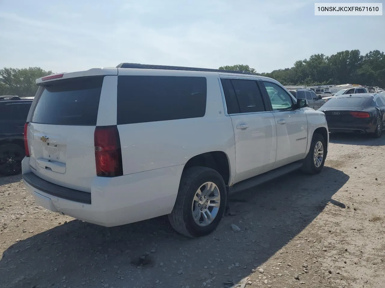 2015 Chevrolet Suburban K1500 Lt VIN: 1GNSKJKCXFR671610 Lot: 69011514