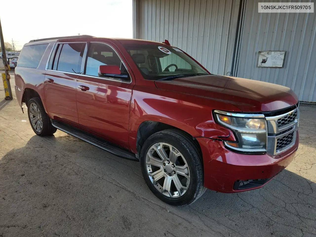1GNSKJKC1FR509705 2015 Chevrolet Suburban K1500 Lt